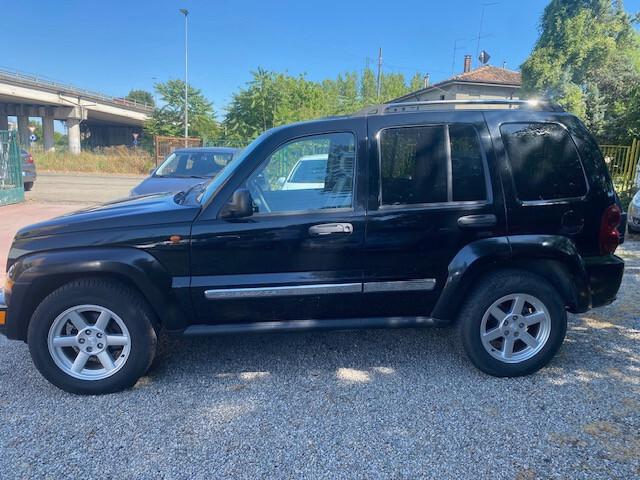 Jeep Cherokee 2.8 CRD Limited 4x4 Gancio traino