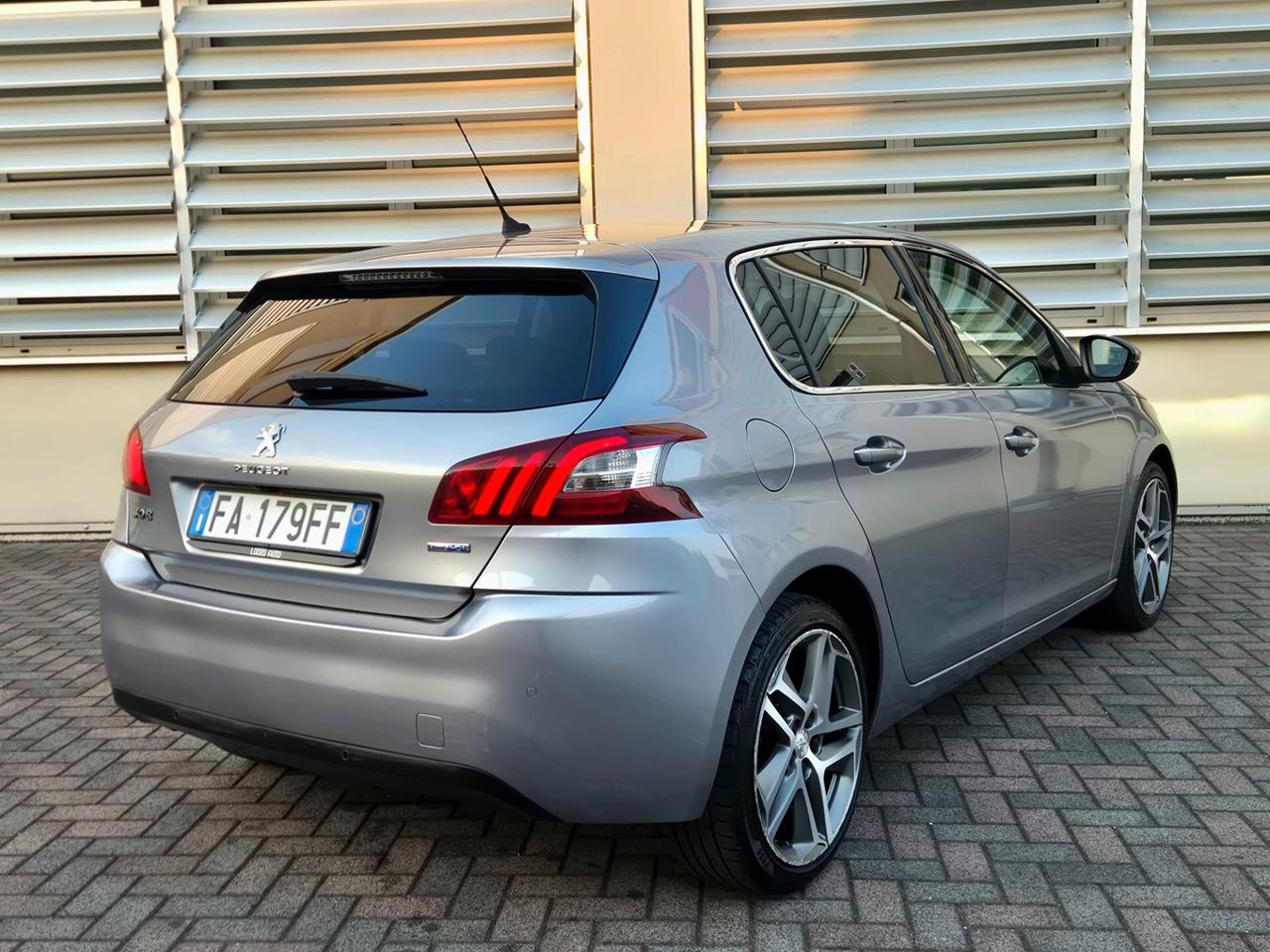 Peugeot 308 BlueHDi 120 S&S Allure