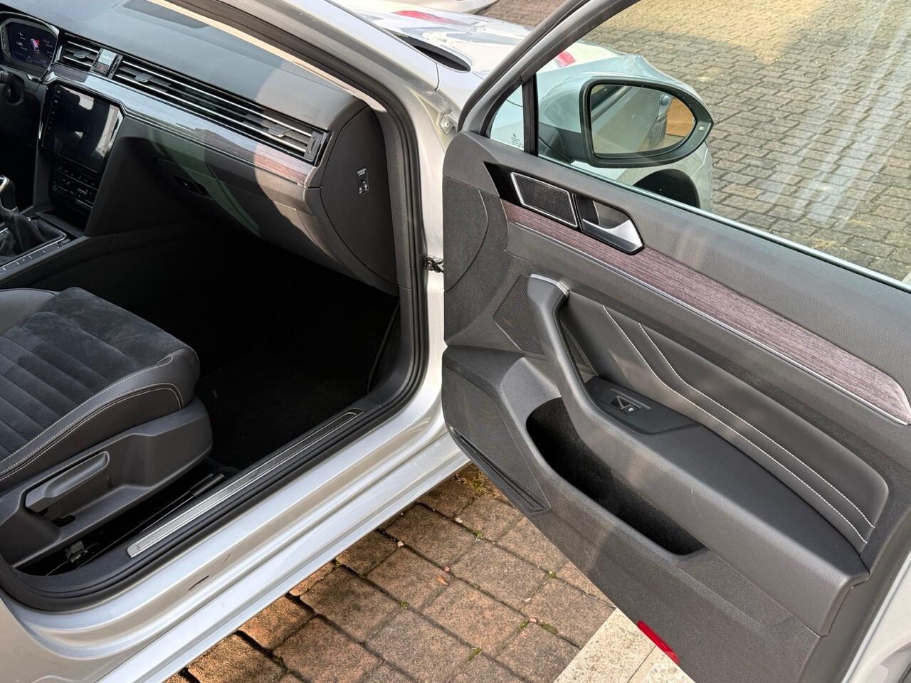 Volkswagen Passat 2.0 TDI SCR EVO Executive PREZZO REALE