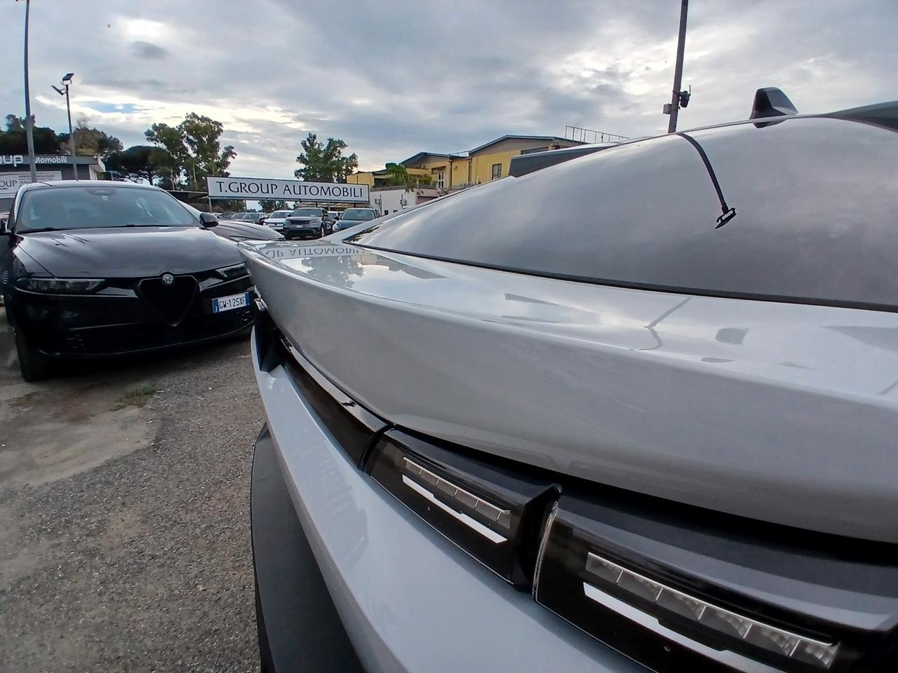 Peugeot 408 Hybrid 145 e-DCS6 Allure