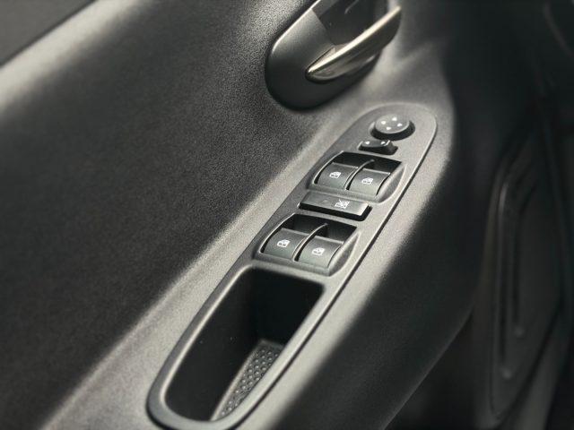 LANCIA Ypsilon 1.2 69 CV 5P Gold