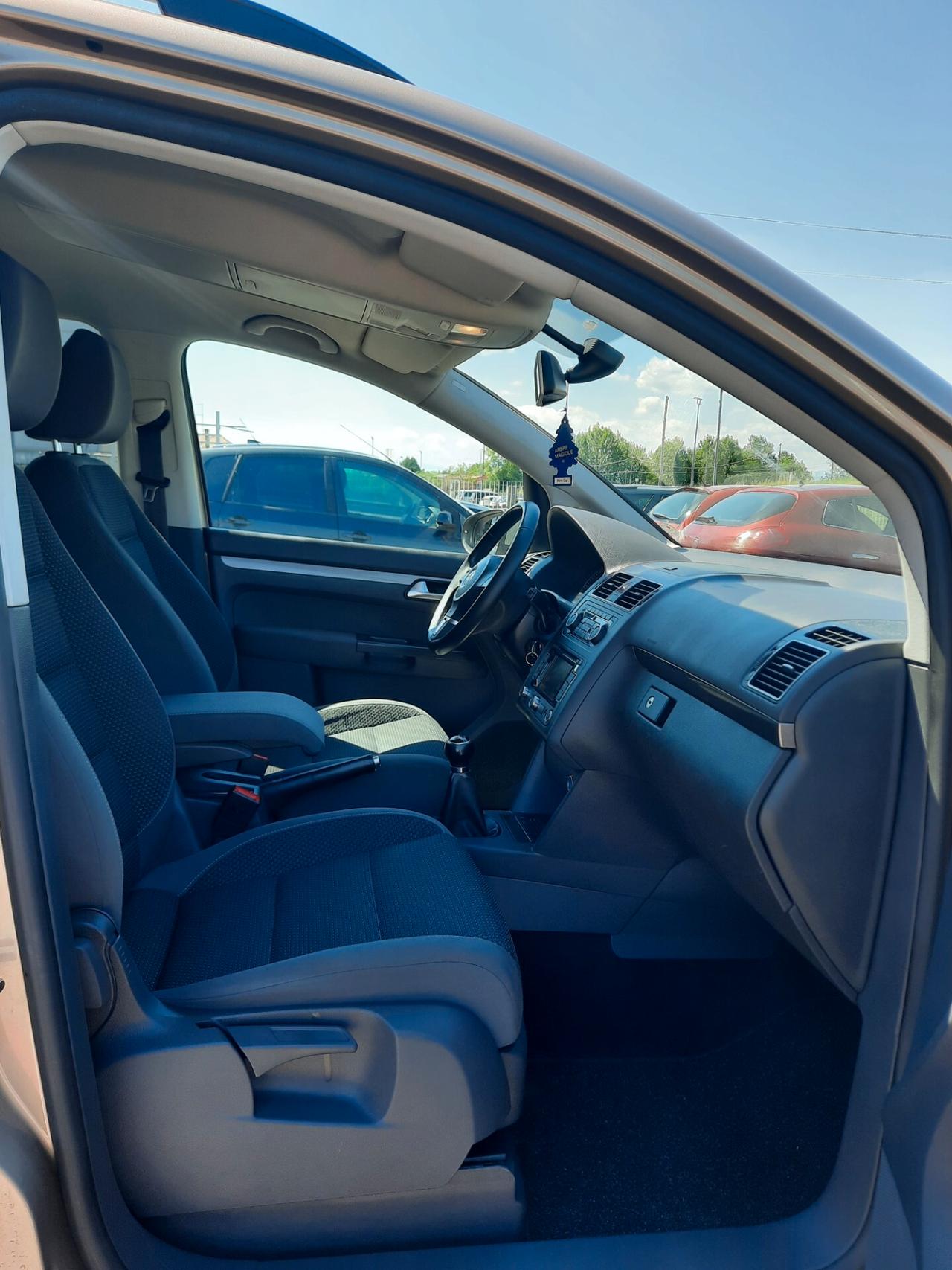 Volkswagen Touran Business 1.6 TDI Comfortline