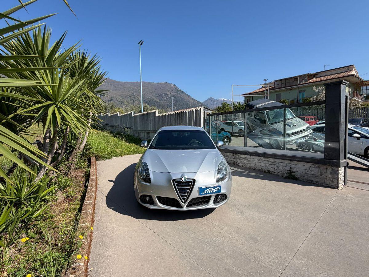 ALFA ROMEO - Giulietta - 2.0 JTDm-2 140 CV Distinctive