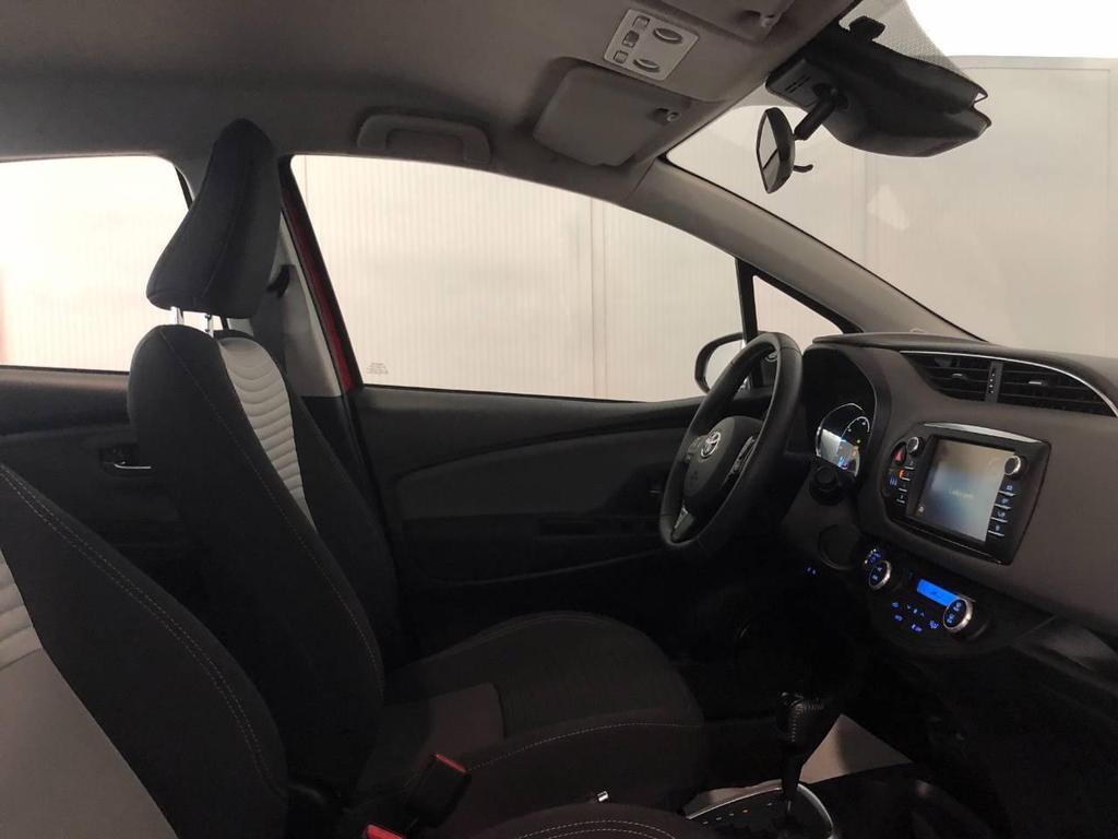 Toyota Yaris 5 Porte 1.5 VVT-i Hybrid Active E-CVT