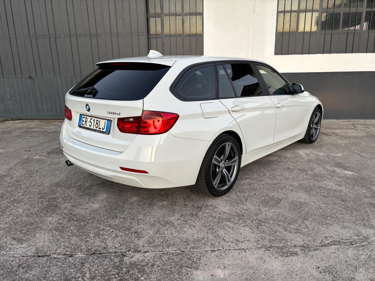 Bmw 318d 143cv. Garanzia 12 mesi. Neopatentati