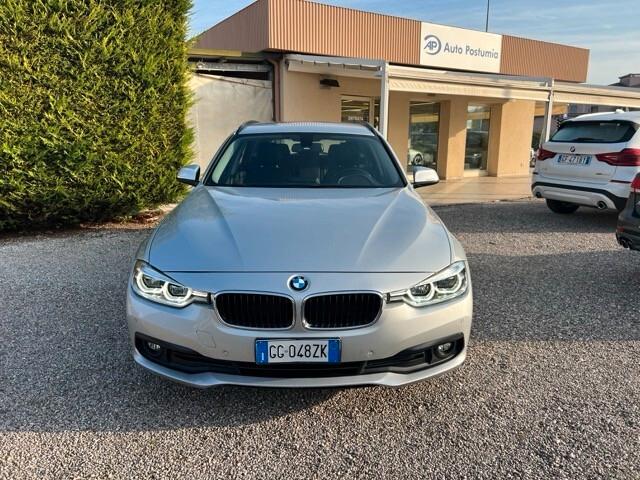 BMW 320 d Touring Business Advantage automatica