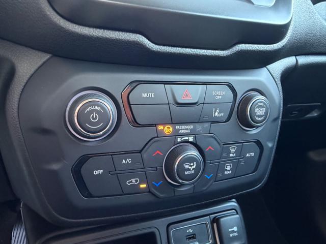 JEEP Renegade MJT 130CV LIMITED+PACK BLACK+RETROCAMERA+CARPLAY