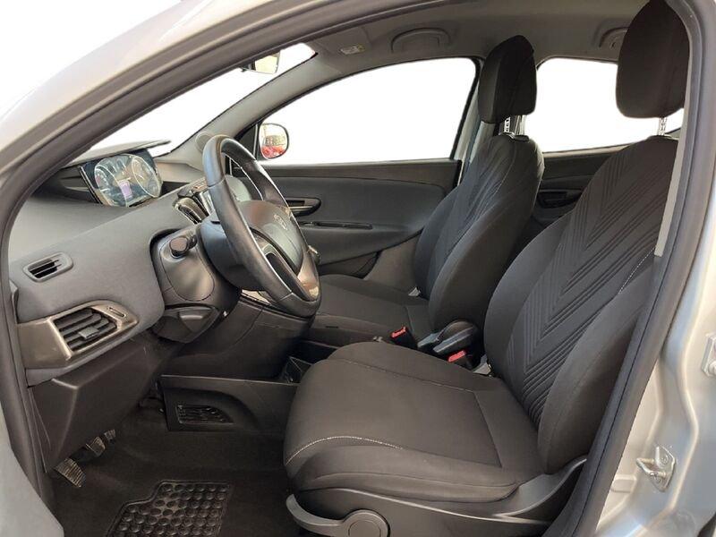 Lancia Ypsilon III 2021 1.0 firefly hybrid Gold s&s 70cv