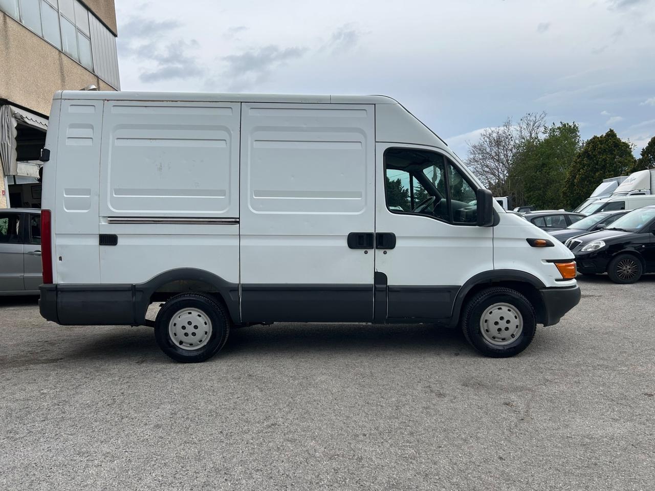 Iveco Daily 35.12 2.8 TDI Furgone