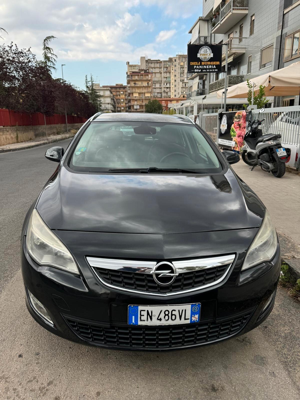 Opel Astra 1.7 CDTI 110CV Sports Tourer Cosmo