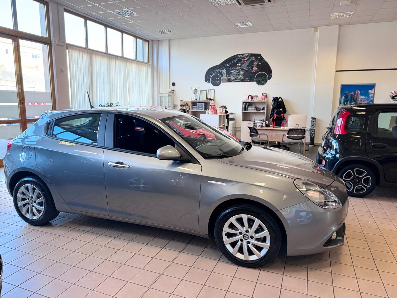 Alfa Romeo Giulietta 1.6 JTDm-2 120 CV Distinctive