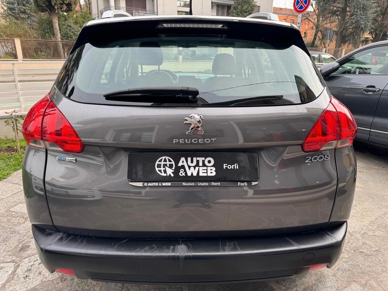 PEUGEOT 2008 PureTech 82 ALLURE GPL NEOPAT