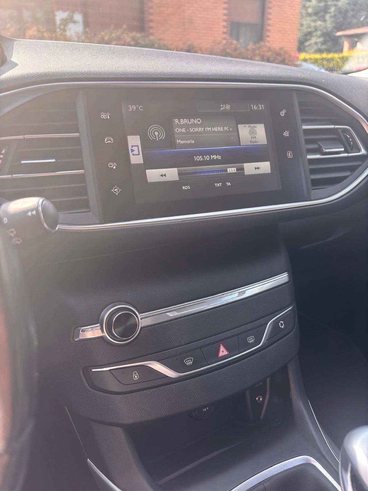 Peugeot 308 PureTech Turbo 130 S&S Allure