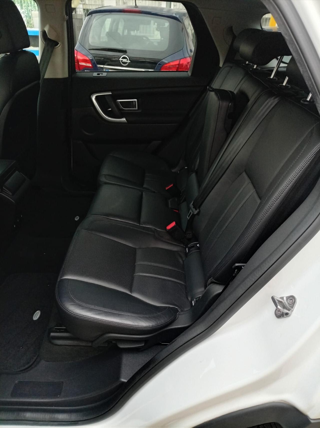 Land Rover Discovery Sport 2.0 TD4 150 CV HSE