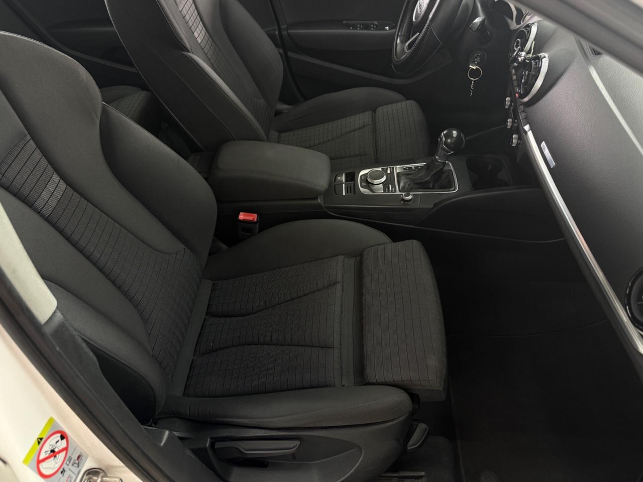 Audi A3 SPB 1.6 TDI 116 CV S tronic Sport