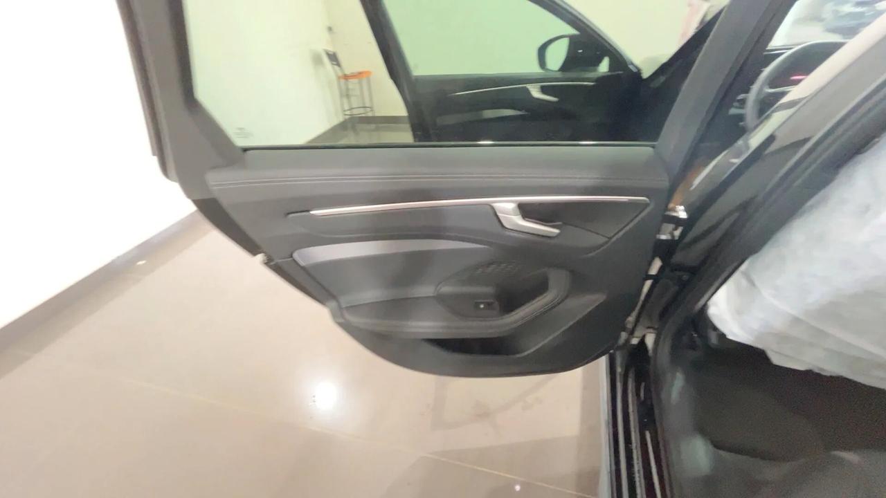Audi A6 Avant 40 2.0 TDI quattro ultra S tronic line edition