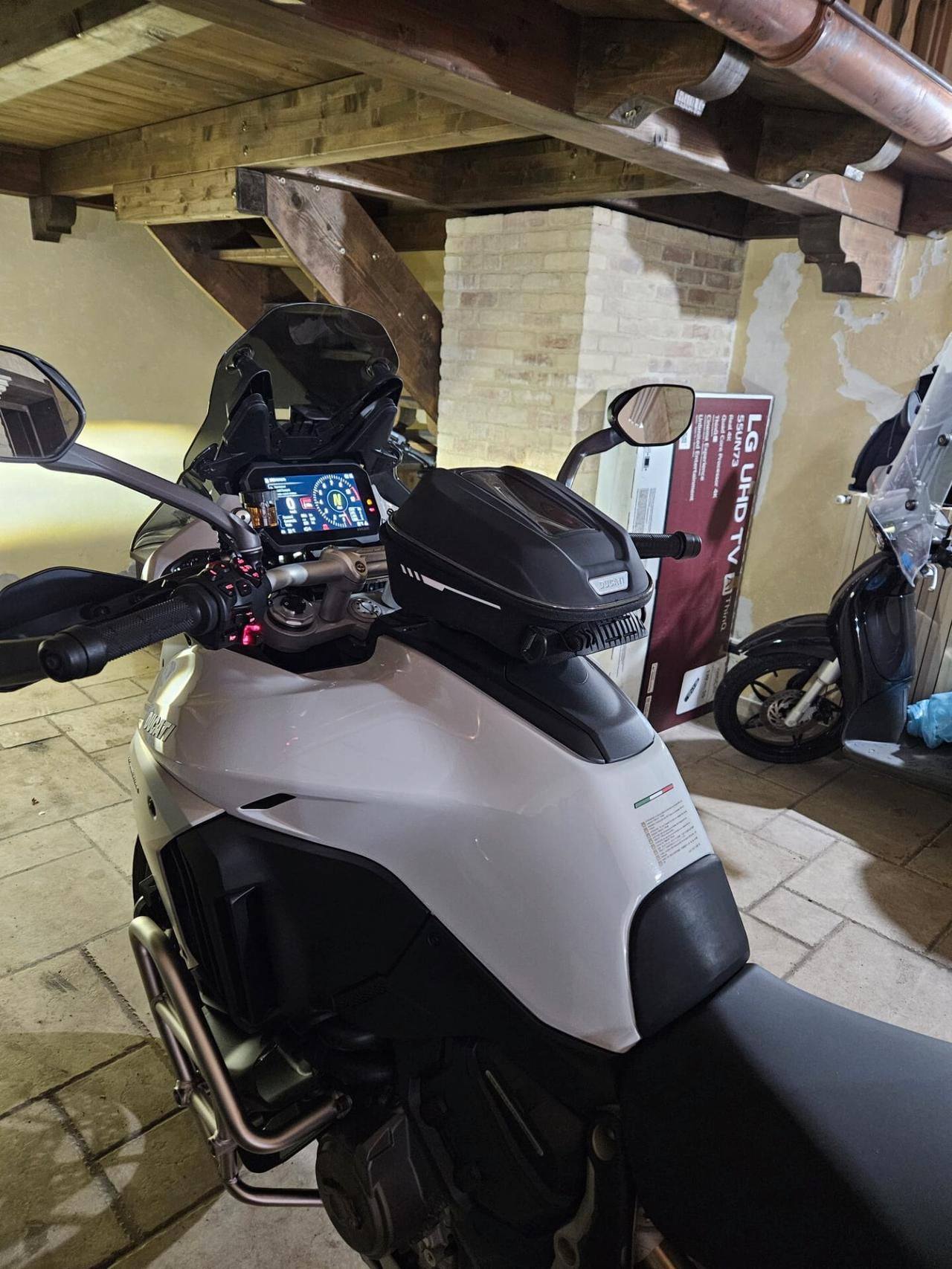 Ducati Multistrada V4S