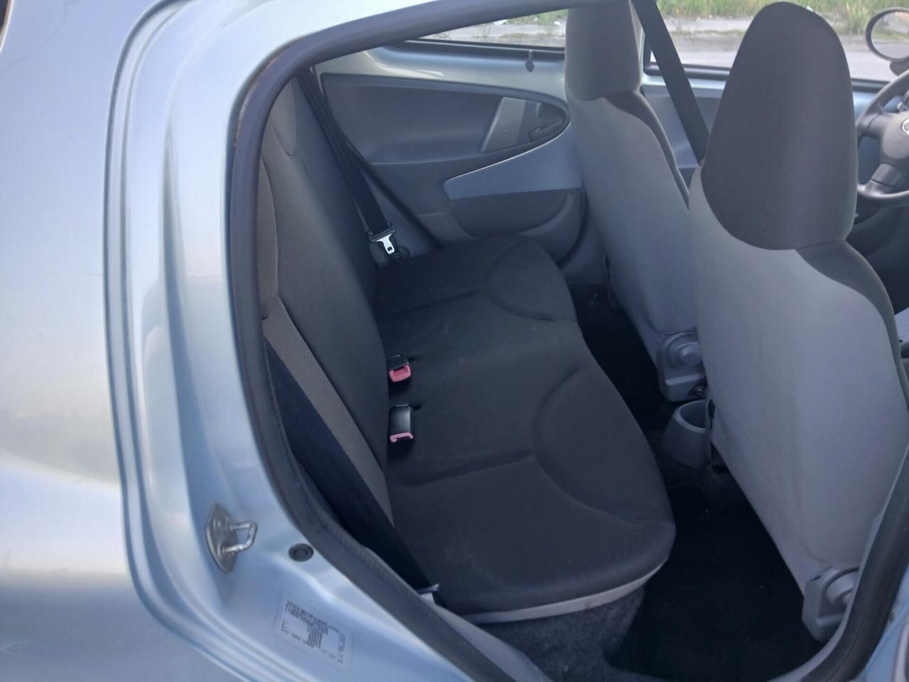 Toyota Aygo 1.0 12V 5 porte Solo 50 MILA KM