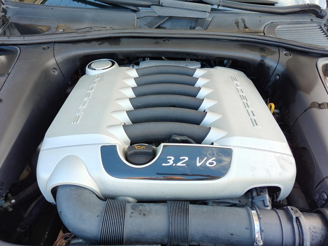 Porsche Cayenne 3.2 V6 cat