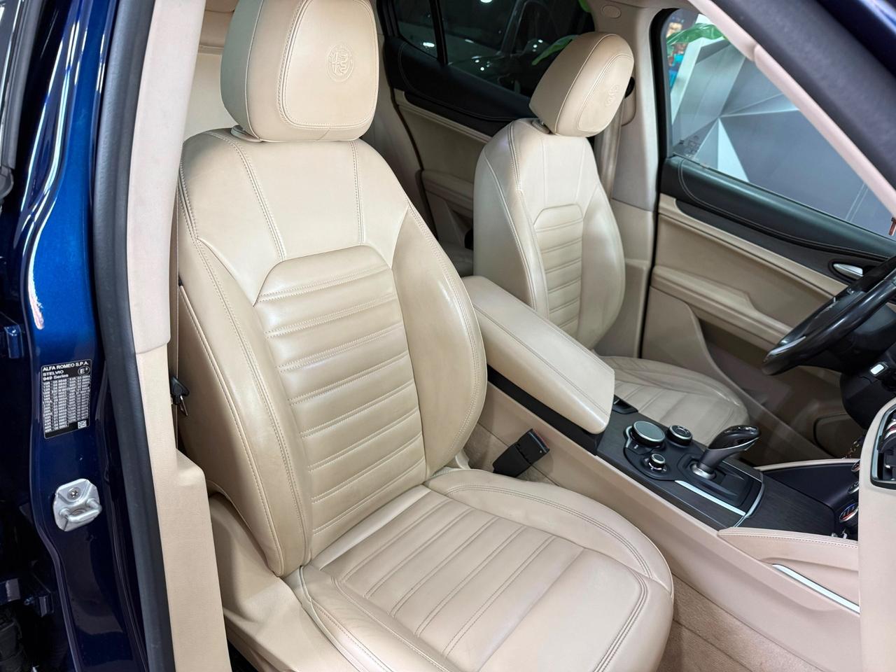 Alfa Romeo Stelvio 2.2 Turbodiesel 210 CV AT8 Q4 Executive