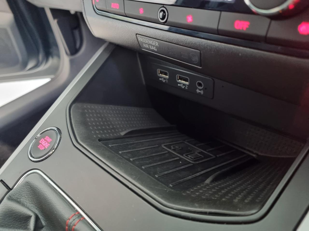 Seat Arona 1.0 TGI FR TELECAMERA, NAVI, TAGLIANDI SEAT