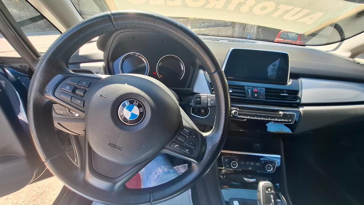 Bmw 2er Active Tourer 216d Msport