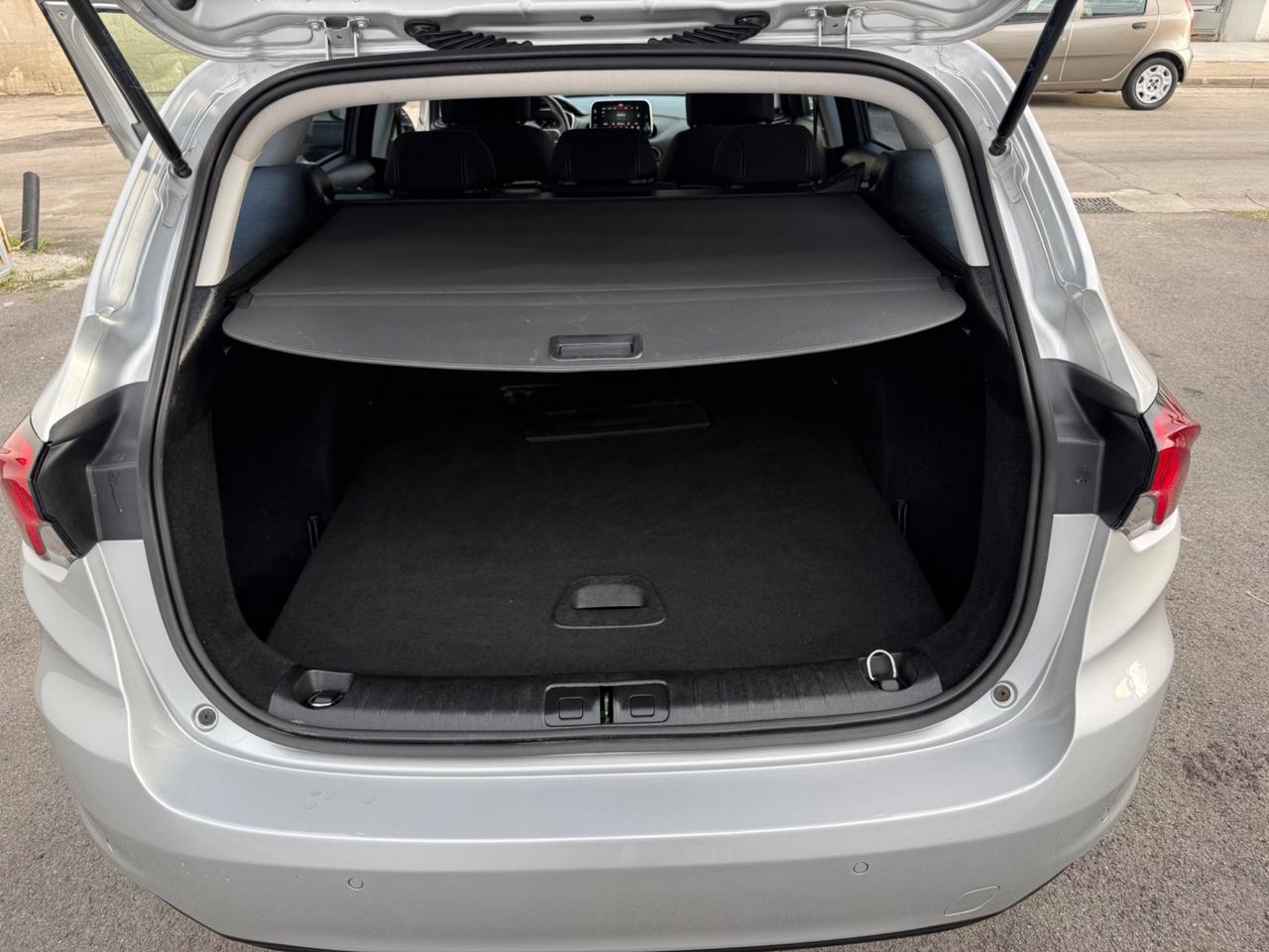 Fiat Tipo 1.6 Mjt Cv 120 SW Lounge
