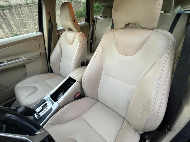 Volvo XC60 2.4d Momentum fwd 175cv auto