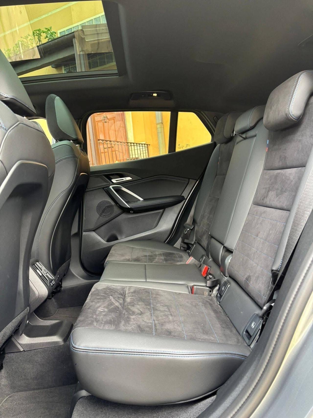 .. Bmw X2 sDrive 18d\