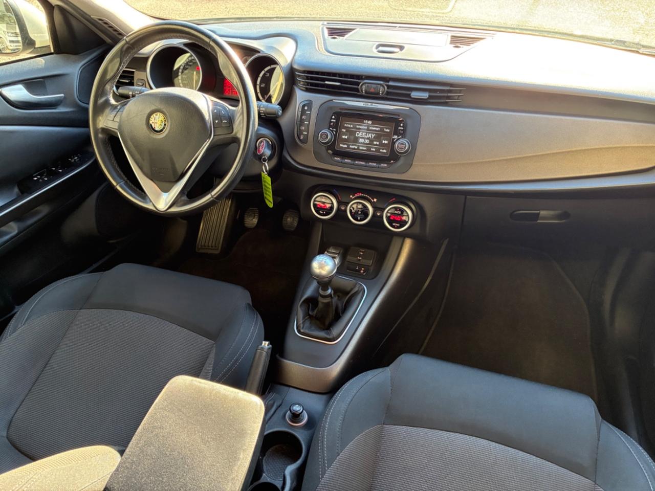 Alfa Romeo Giulietta 16 JTDm-2 105 cv Distinctive