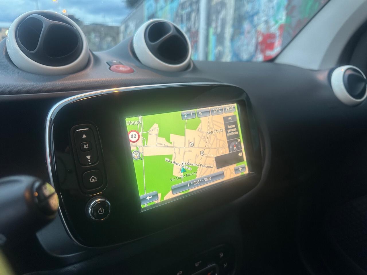 SMART FORTWO AUT+NAVI+TETTO+PELLE