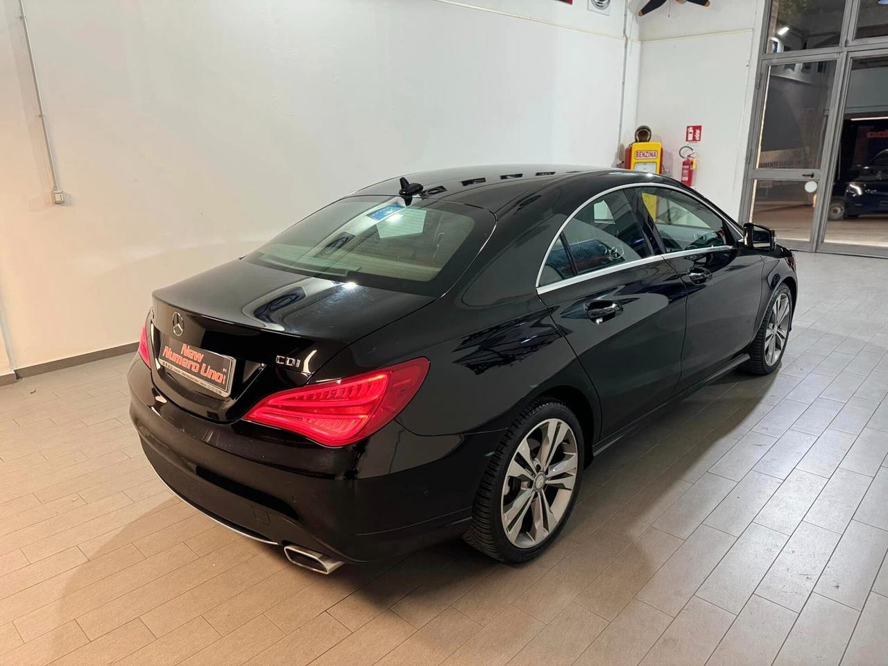 Mercedes-benz CLA 200 Mercedes CLA 200 CDI Sport 136cv 2013