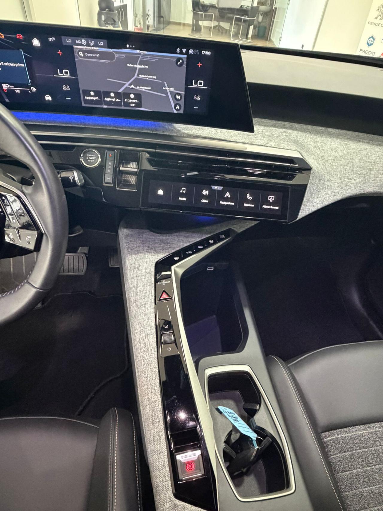 Peugeot 3008 Hybrid 136 e-DCS6 Allure