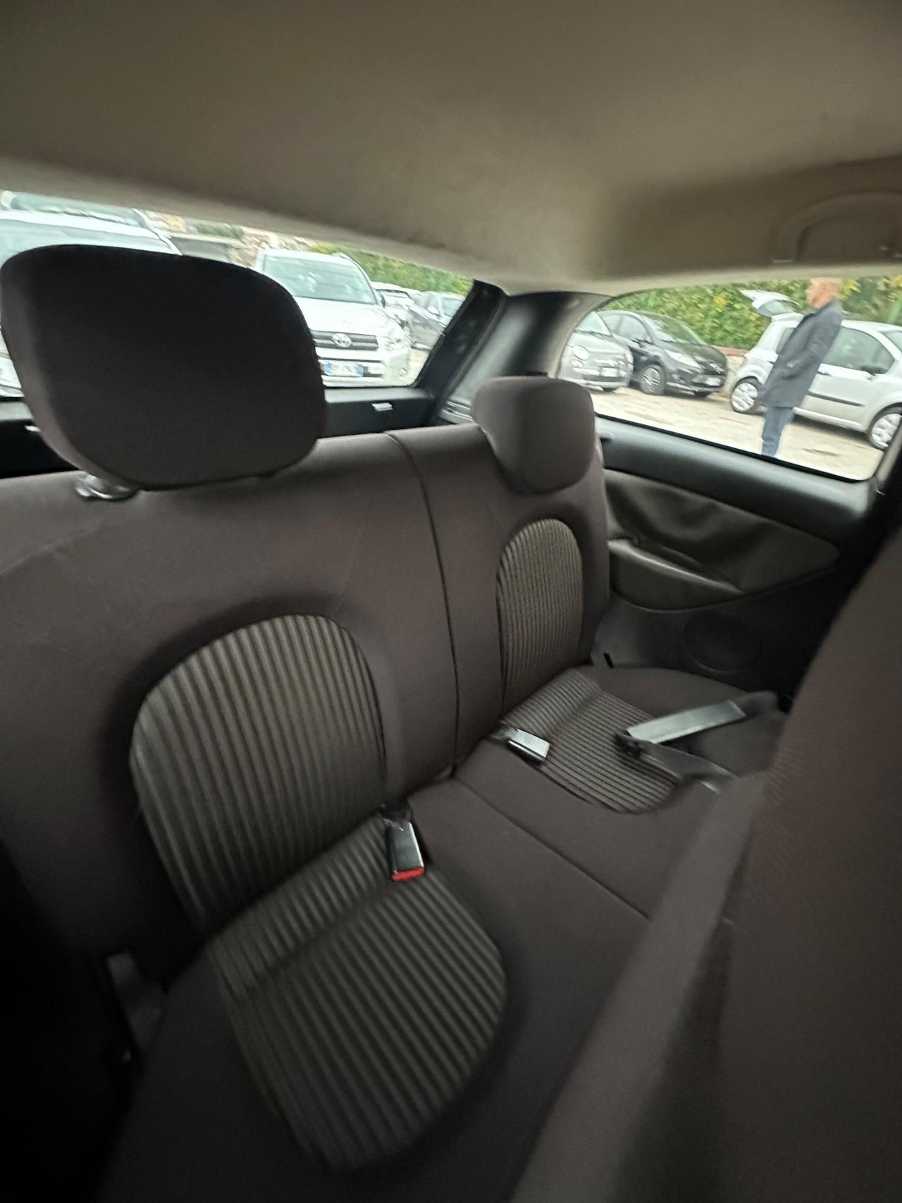 Lancia Ypsilon 1.4 Oro Ecochic GPL