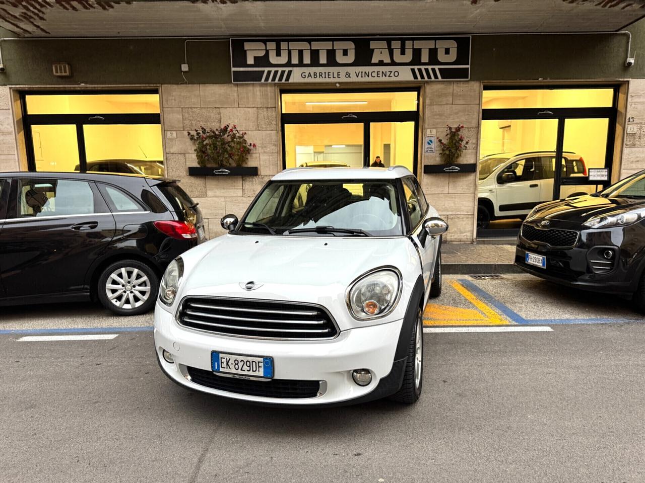 Mini Cooper Countryman 1.6D idonea neo patentati