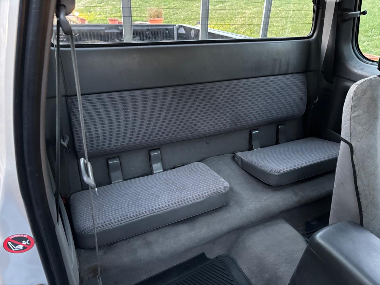 Mazda B 2500 2.5 diesel Stretch-Cab SDX Pup Clima