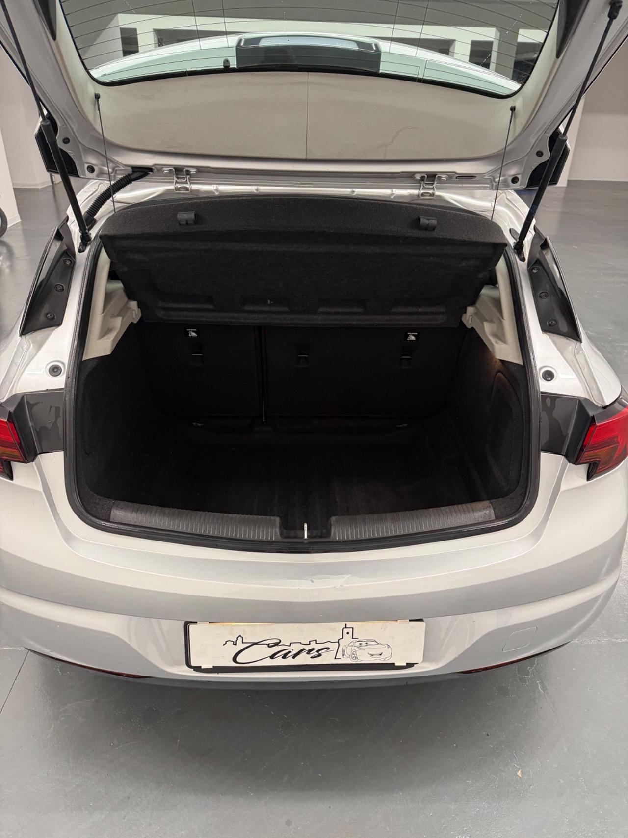 Opel Astra 1.4 Turbo 140CV 4 porte Elective