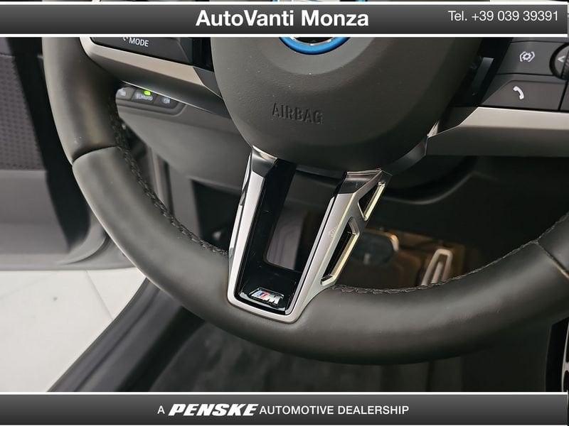 BMW iX2 eDrive 20 M Sport