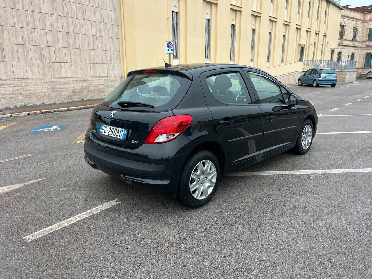 Peugeot 207 1.4 BENZINA KW 70 5p.UsatoGarantito
