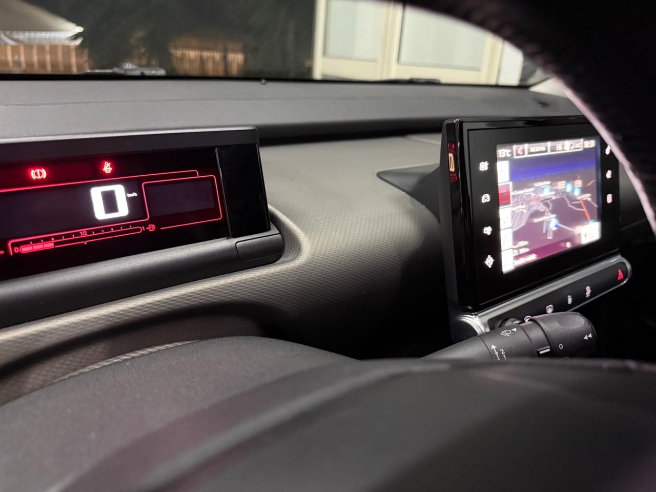 Citroen C4 Cactus BlueHDi100cvSHINE AIRBUMP DA VETRINA2017