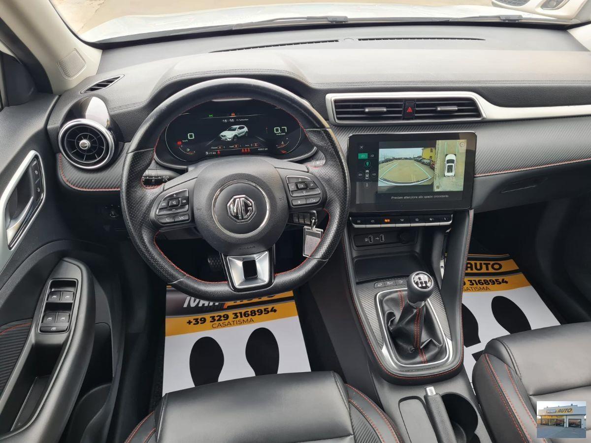 MG ZS Luxury 1.5 Benzina-Anno 2022