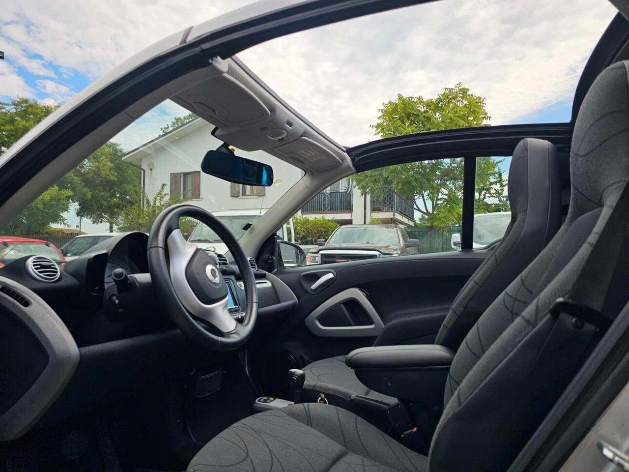 Smart ForTwo 1000 52 kW MHD cabrio passion