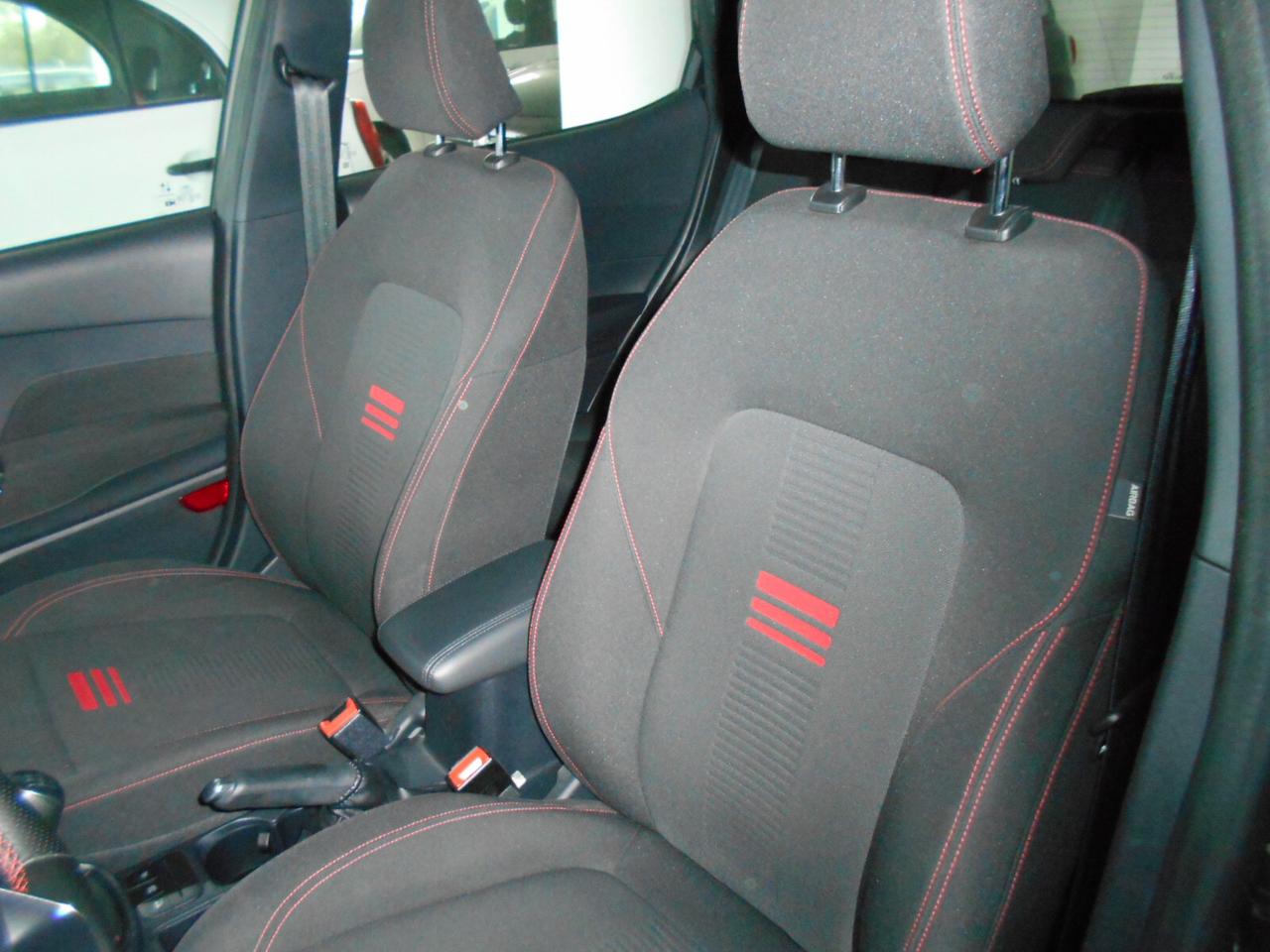 Ford Fiesta 1.0 Ecoboost Hybrid 125 CV 5 porte ST-Line