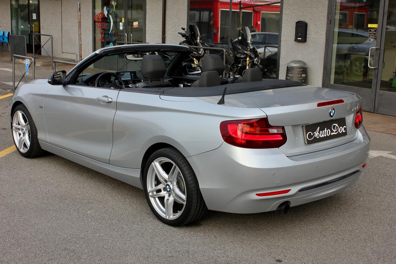 Bmw 218 i Cabrio Sport 1.5 136 CV 6M