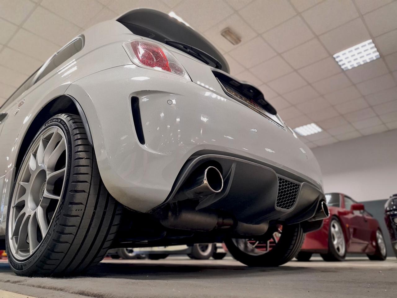 Abarth 595 1.4 Turbo T-Jet 180 CV Competizione