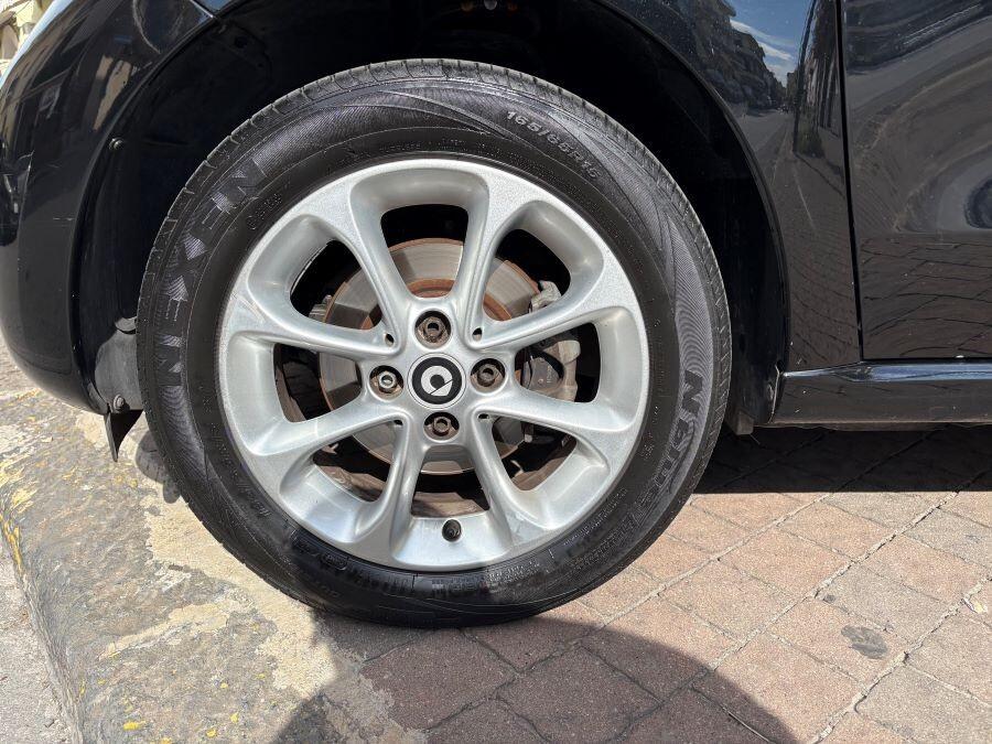 SMART FORFOUR 1.0 AUTOM PASSION CERTIFICATA NUOVA