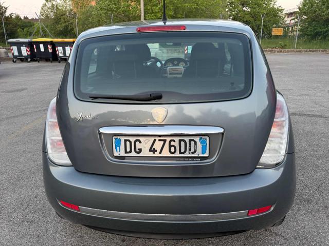LANCIA Ypsilon 1.2 Argento senza nessun lavoro da fare