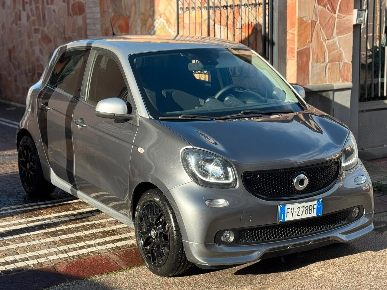Smart ForFour 90 0.9 Turbo twinamic Brabus Style