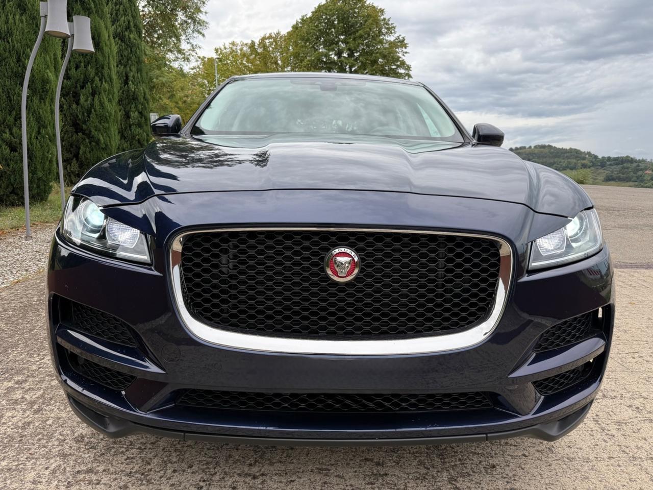 Jaguar F-Pace 2.0 D 180 CV AWD aut. Prestige