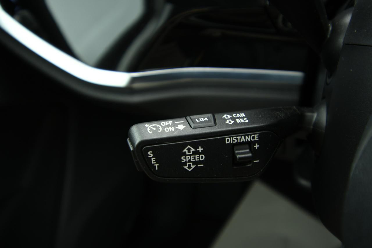 AUDI Q3 35 2.0 tdi S line edition s-tronic CAMERA+ACC+APP CONNECT